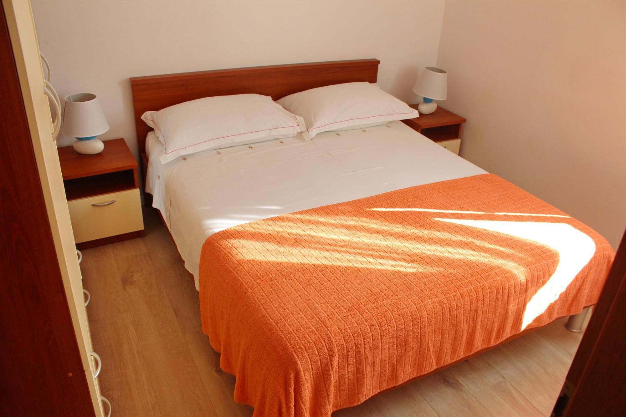 Apartments Branko Razanj Bagian luar foto
