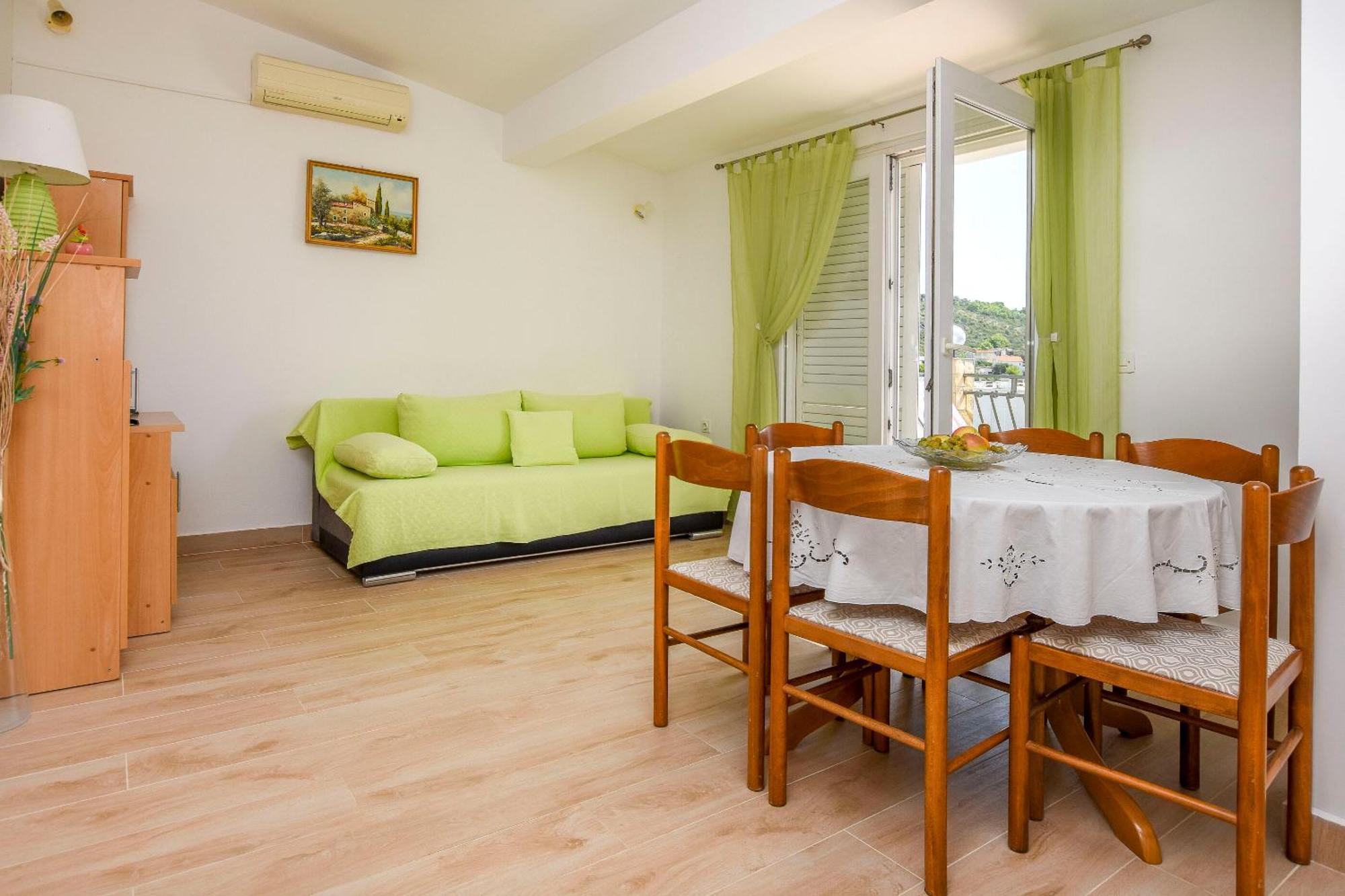 Apartments Branko Razanj Bagian luar foto