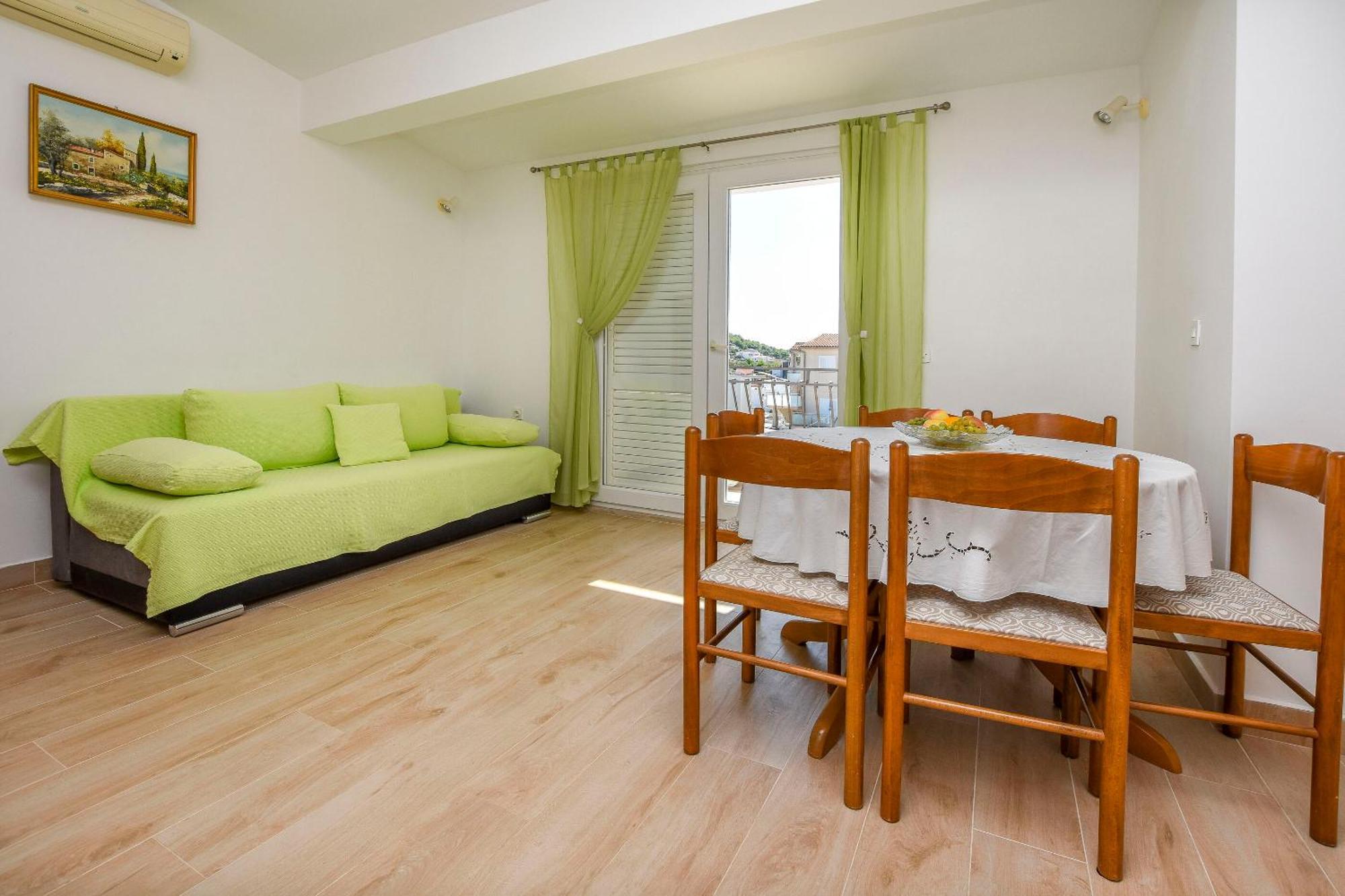 Apartments Branko Razanj Bagian luar foto